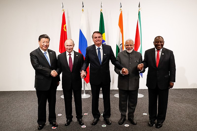 Die Präsidenten Chinas (Xi Jingping), Russlands (Wladimir Putin) und Brasiliens (Jair Bolsonaro), sowie Indiens Premierminister Narendra Modi und der südafrikanische Präsident Cyril Ramaphosa (von links nach rechts), als Vertreter der BRICS-Staaten.